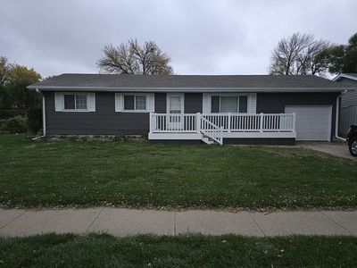 820 Apache Dr