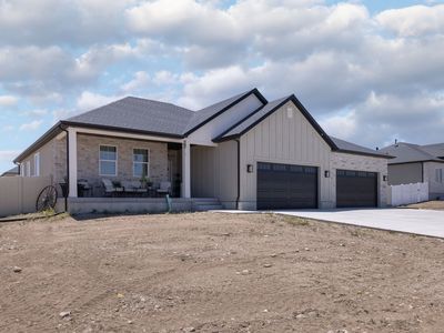 377 W Rigdon St