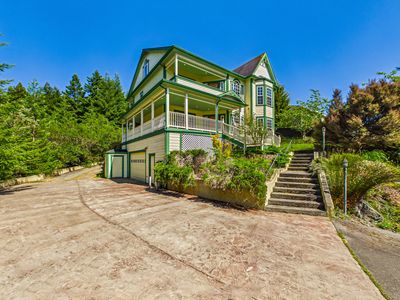 4307 Forest Hills Dr