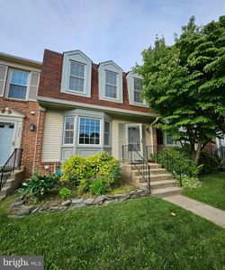 6519 Kemper Lakes Ct
