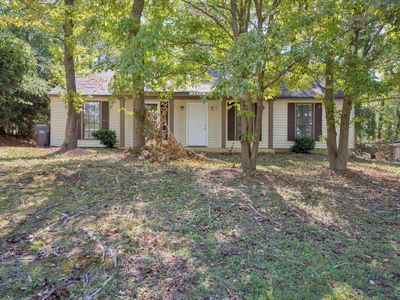 3530 Woodlake Rd
