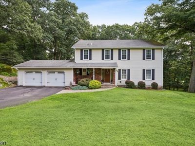19 Mohawk Ave