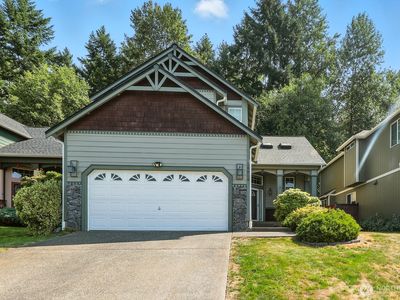 18919 Eastwood Avenue E