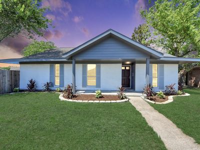 6301 Sioux Dr