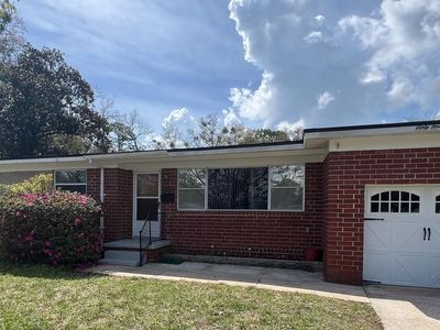 6402 LOU Court