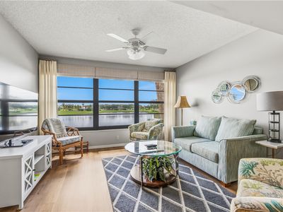 11 Plantation Dr APT 204
