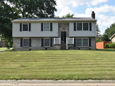 8001 Autumn Leaf Ct