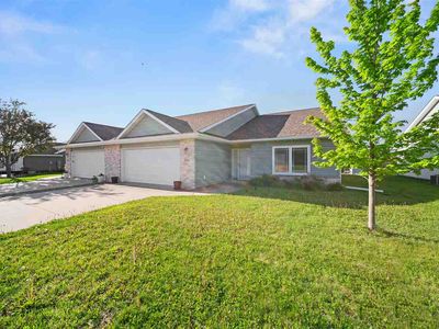 Property at 531 Bear Dr, Tiffin, IA