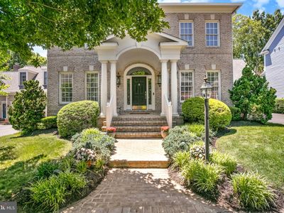 3819 Village Park Dr