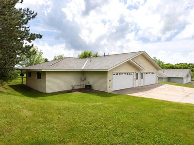 310 Dancer St