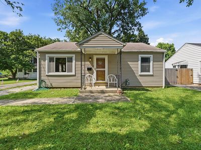 3750 Elm St
