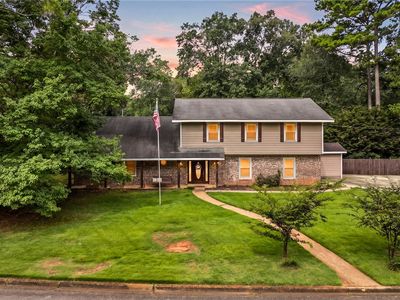 901 Cherokee Rd