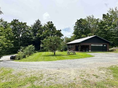 1595 Centerville Road