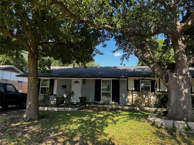 110 N Bowser Rd