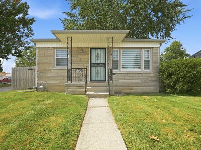 202 N 18th Ave
