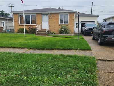 Property at 150 Lou Ann Dr, Depew, NY