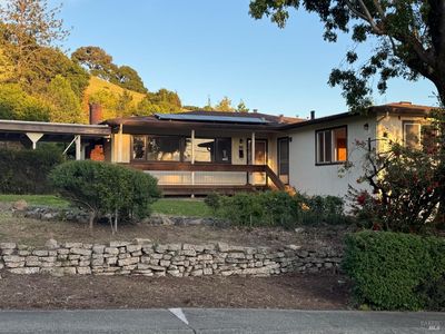 90 Summers Avenue