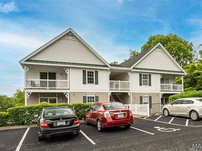 1112 Arbor Creek Dr APT 2D