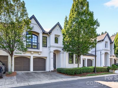 318 Wendover Heights Cres