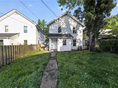630 Creighton Ave
