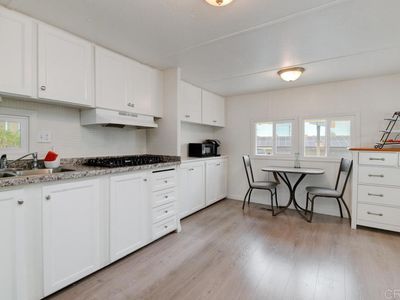 1285 E Washington E #77