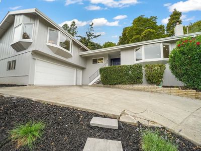 35 San Joaquin Pl