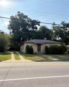 1203 N Brunnell Pkwy