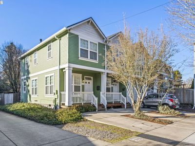 Property at 129 SE 8th Ave, Hillsboro, OR