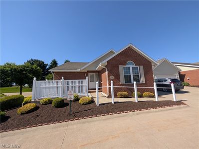 202 Greenbriar Ln