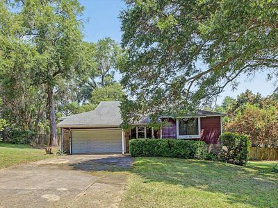 2376 Royal Oaks Dr