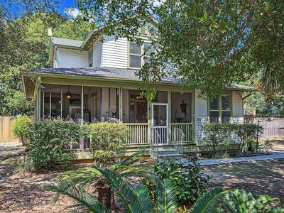599 3rd Ave
