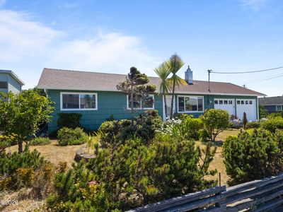 1232 NW Nye St