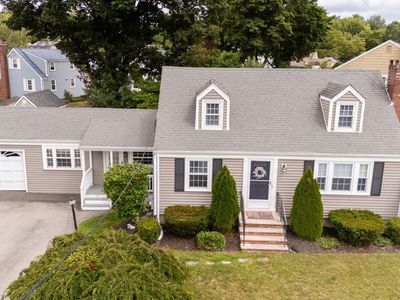 52 Chisholm Rd