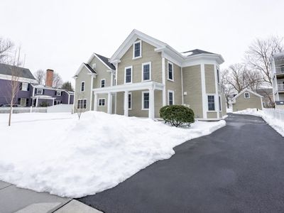 54 South St #3