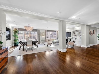 8 E 83rd St #7F