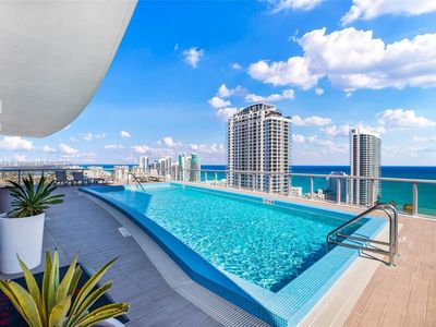 2602 E Hallandale Beach Blvd #R2109