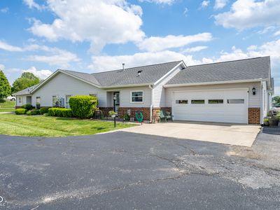 112 Longcastle Dr APT 2