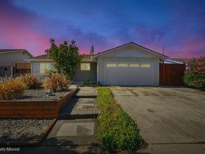 452 Skyway Dr