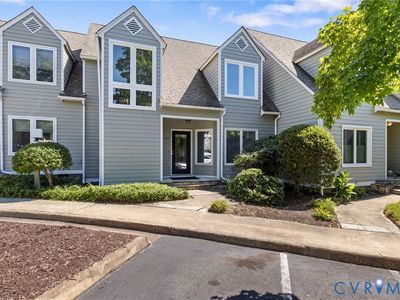 8114 Greystone Cir E