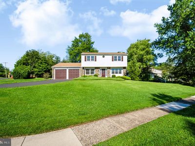 2201 Shetland Dr