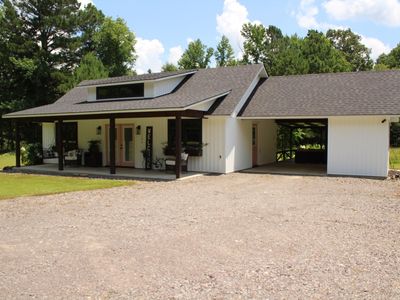 106 Hendrix Rd