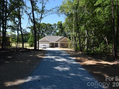 3004 Buffet Ln