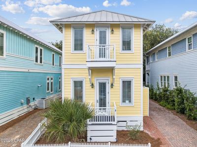 140 Parkshore Dr
