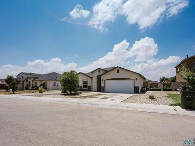 323 Warachie Ln