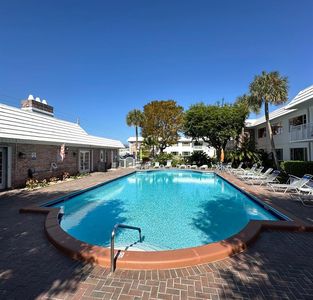 350 S Cypress Rd #522