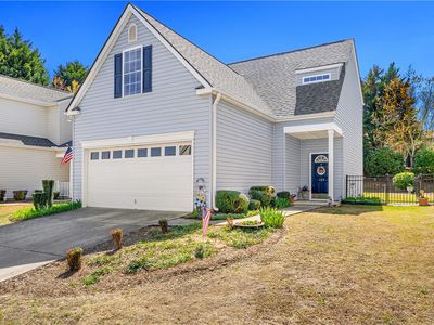 105 Ledgewood Way