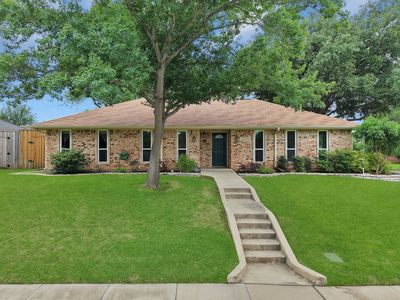 1600 Delaford Dr
