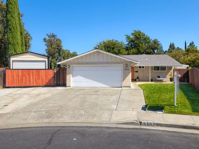 613 Isabella Court