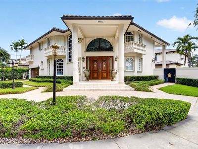 8560 NW 164th St