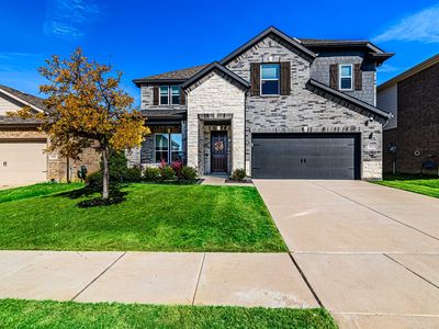 933 West Dr